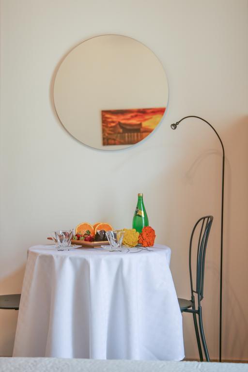 Soffio Del Libeccio B&B Syracuse Phòng bức ảnh